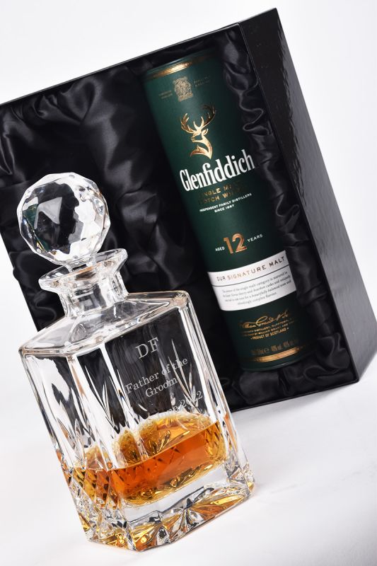 Engraved Buckingham Crystal Decanter & Glenfiddich Whiskey Gift  Set